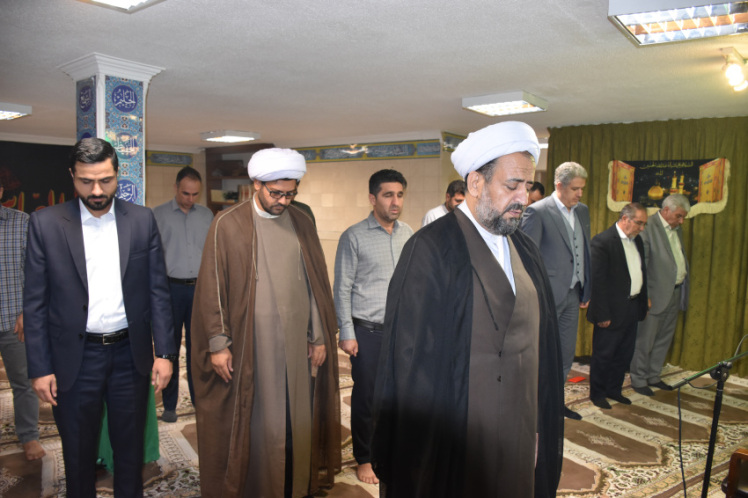 بازدید دبیر شورای فرهنگی و ستاد اقامه نماز بنیاد مسکن انقلاب اسلامی از شرکت نوسازی و عمران اکباتان 1404/08/06